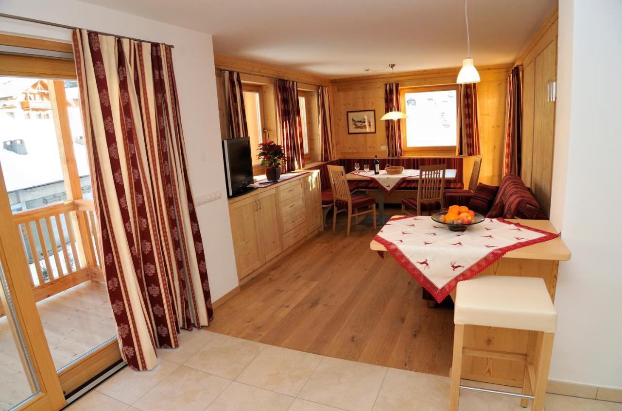 Chalet Regina Lejlighed Sëlva di Val Gardena Værelse billede